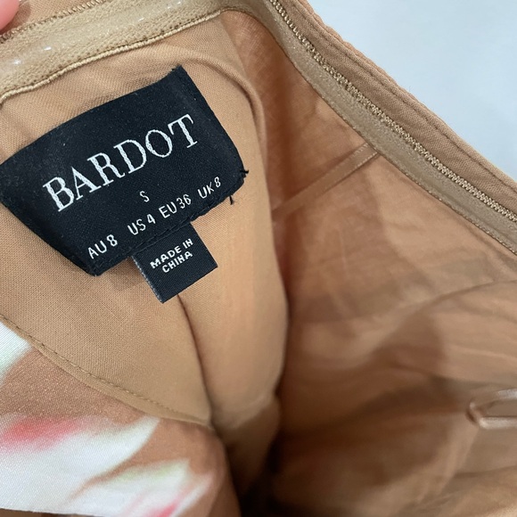 Bardot Lola Corset Strapless Floral Dress in Pink and Cream - Picture 7 of 8